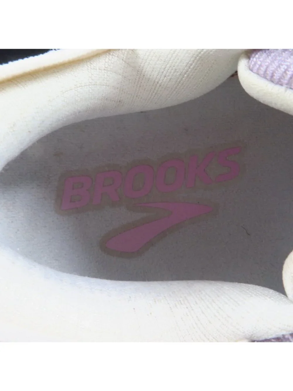 Brooks Glycerin 22 Women's Sz 8.5 Running Shoes Lilac Light Purple 1204341B505